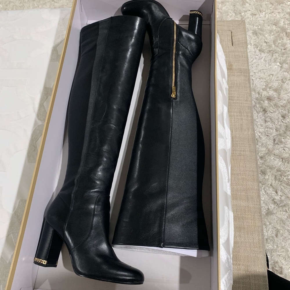 MICHAEL KORS BOOTS